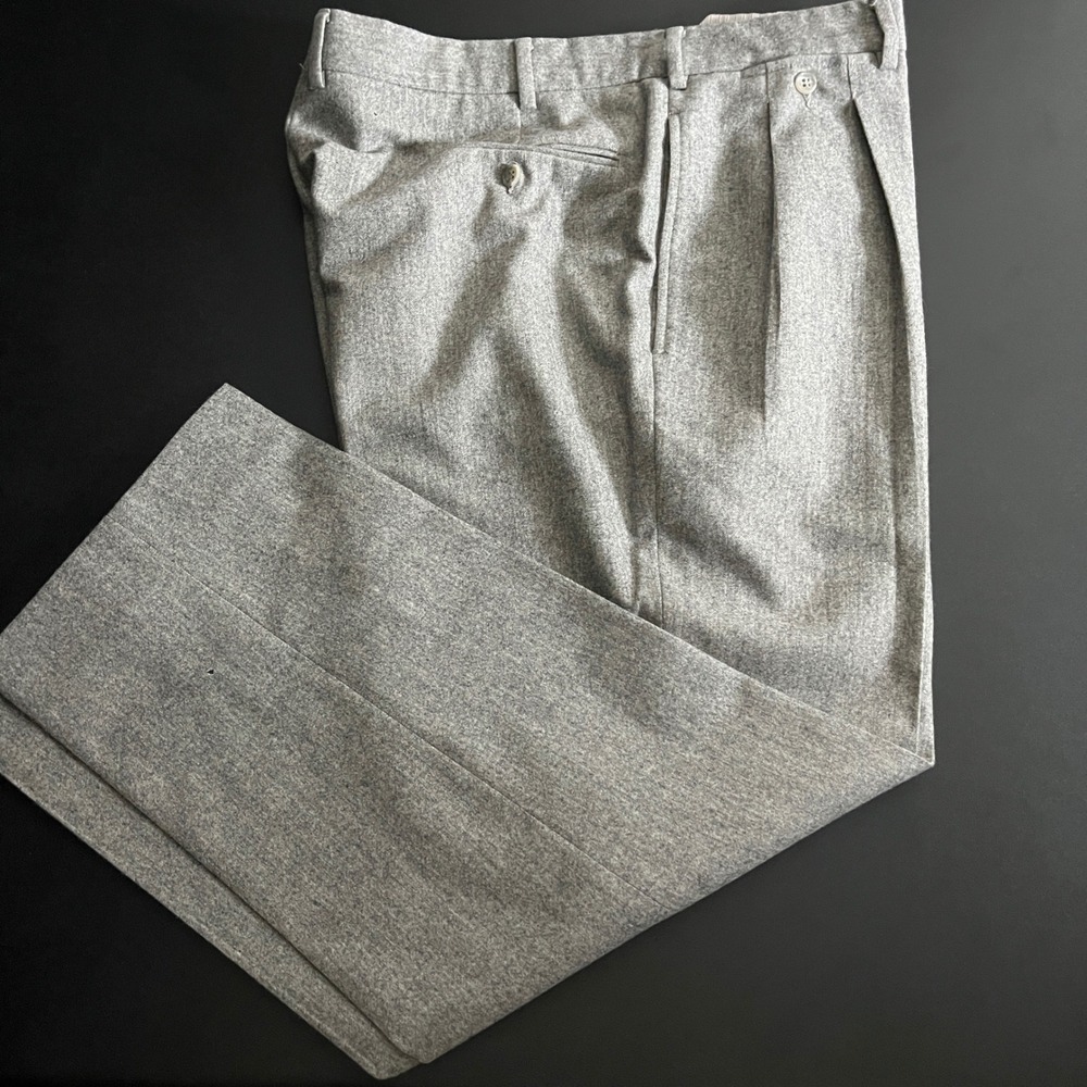 Faconnable Trousers Mens 38‎ Grey Solid Super 100s Wool Pleated Dress Pants